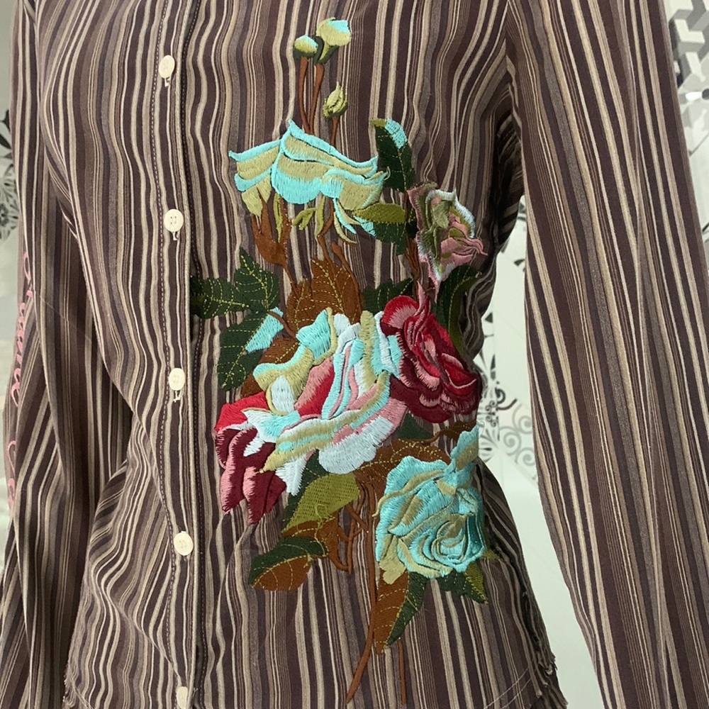 VTG Nygard Embroidered “I Love Autumn” Button Down Shirt